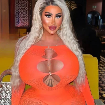 Amira