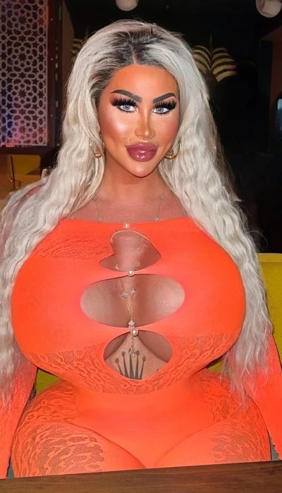Amira