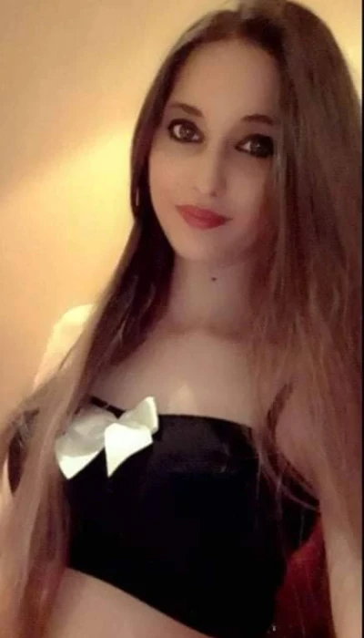 Hot Jennifer 23j