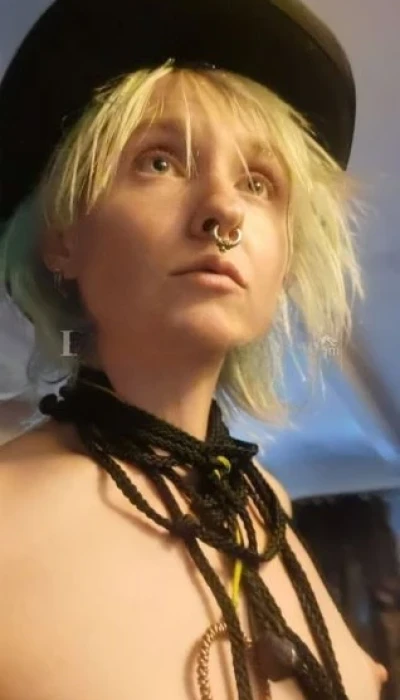 Alien Priestess