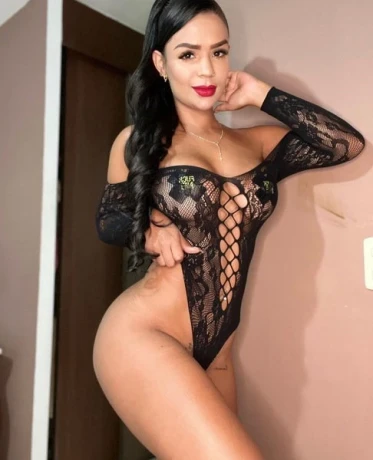 TS Melany Fox