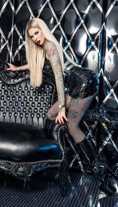 Goddess Lady Amalia