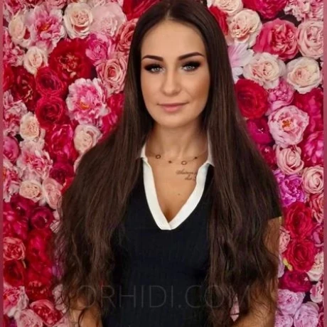LAURA sexy - GEILE POLIN