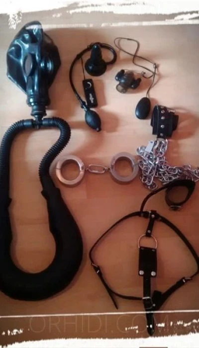 Bizarrlady - Nur Videochat, Telefonsex & Videoclipverkauf