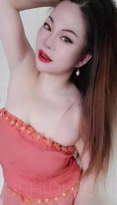 Mimi Body-to-Body-Massage