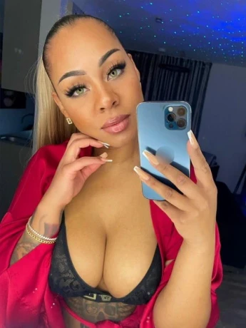 BONI - 100% curvy deutsch/latina NUR BIS SONNTAG !!