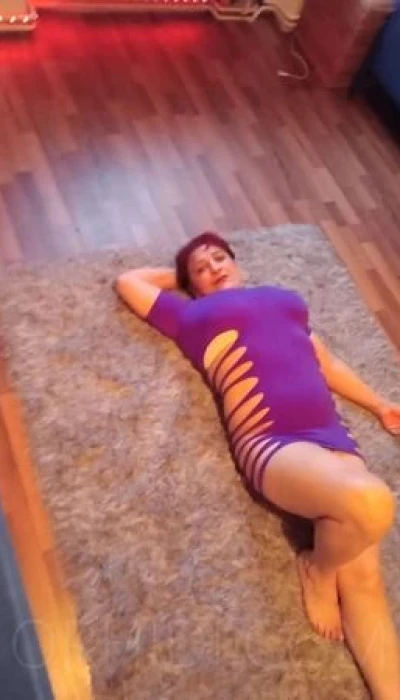 Anna *Brandneu Milf* Nur für eine Woche