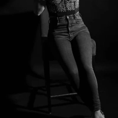 Andrea Nur Escort