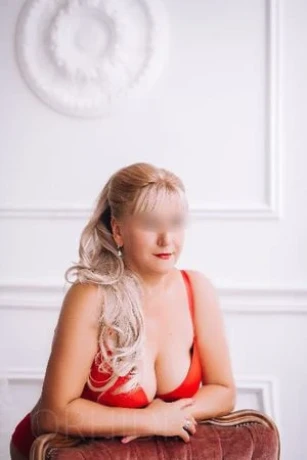 TINA - GANZ NEU! HEISSES BUSENWUNDER
