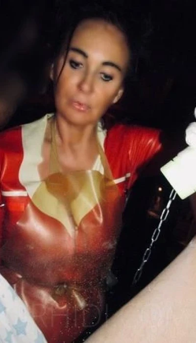 Lady Sarah Lee * Deutsche Domina*