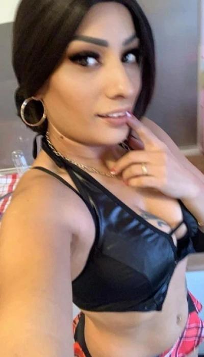 NATY aus Brazil