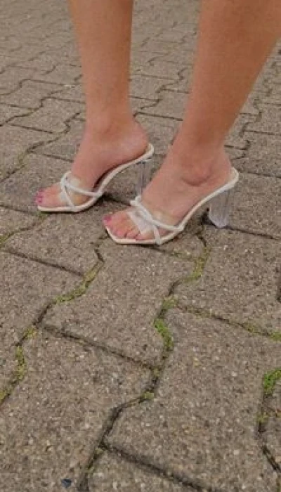 EVELIN aus Ungarn - Die feine Adresse