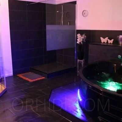 Opium Massage