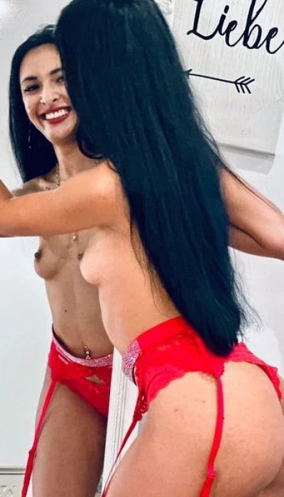 Lora Partygirl 18