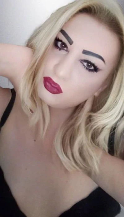 TS Angie im Sex World
