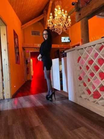 Dana Neu In Berlin