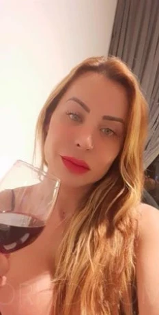 TS Thais Anderson aus Brasilien