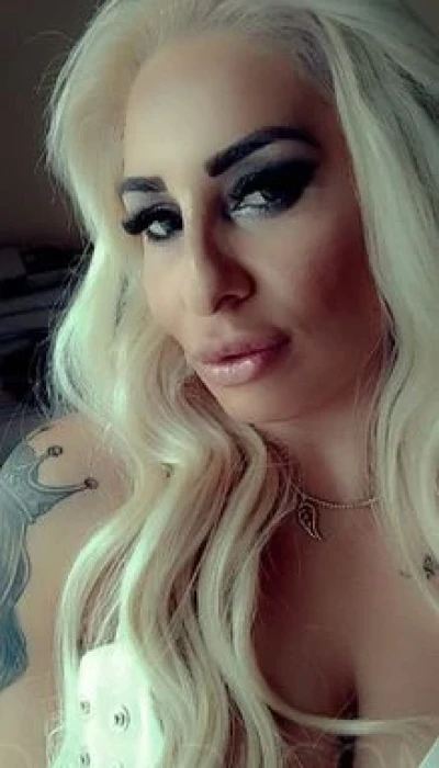 Kataleya, heiße und hingebungsvolle Liebe!