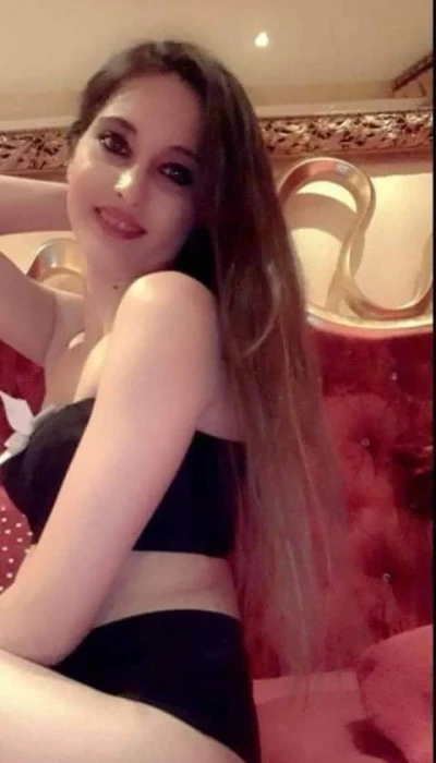 Hot Jennifer 23j