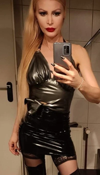 Lady Caroline Verheissungsvoll