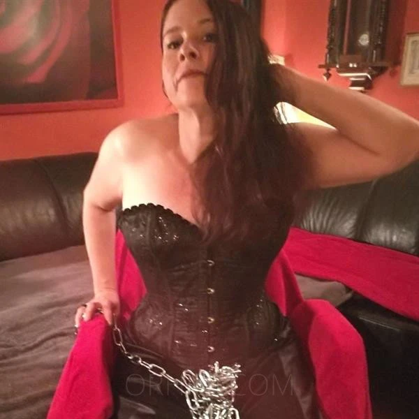 LADY AVA
