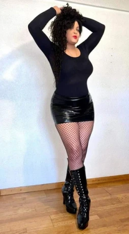 Ts Monica Evans
