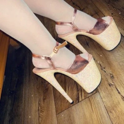 Kataleya Heisse Und Hingebungsvolle Liebe