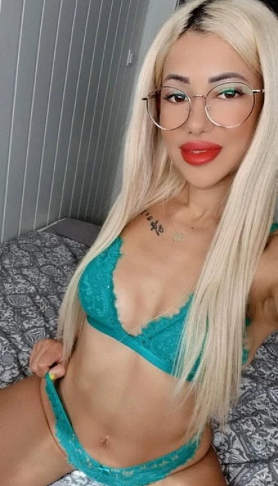 Top Service! Denise! Zum 1. Mal für dich da!