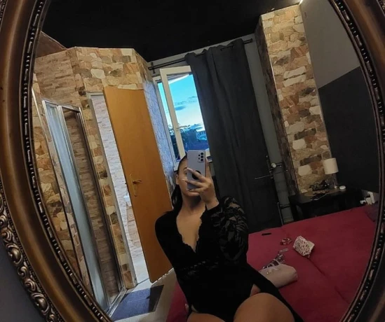 CURVY TEEN KIKA NEU im Haus 54