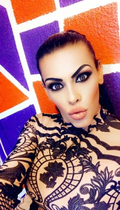 Ts Nikita Ganz Privat