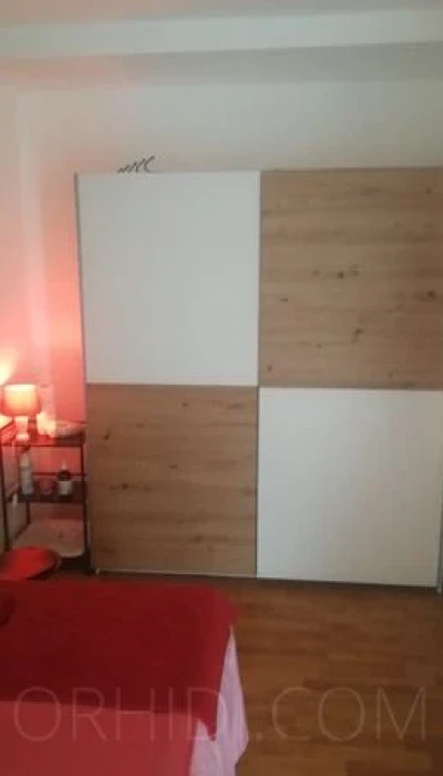 Saarmassage Rote Sonne