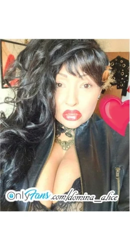 BIZZARLADY