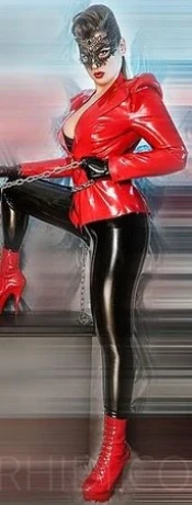 Valerie de Valor - Studio Centric