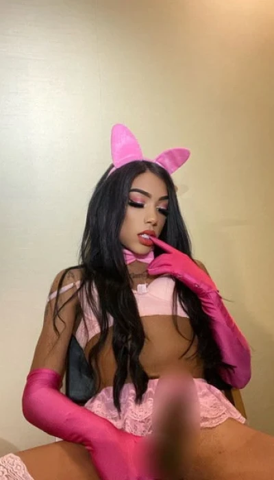TS Julia Beatriz