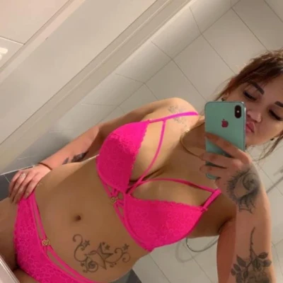 Monika Im Goldenbeach
