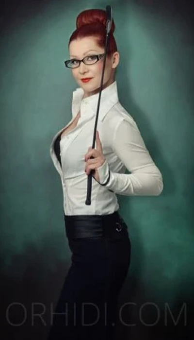 Alexandra, Str*p *n Lady