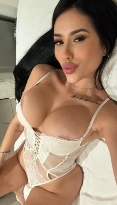Mia