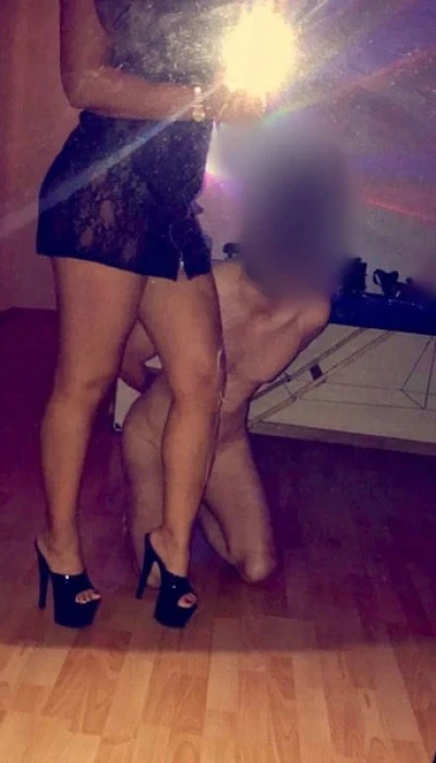 Mistress Jolie Fetisch Domina
