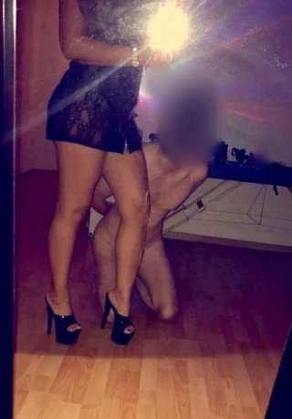 Mistress Jolie Fetisch Domina