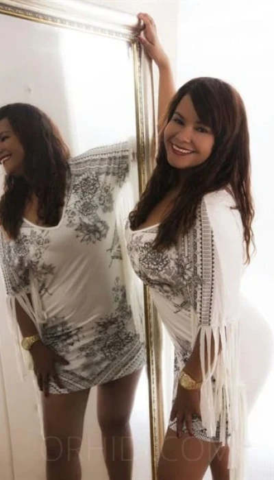 FERNANDA AUS BRASILIEN