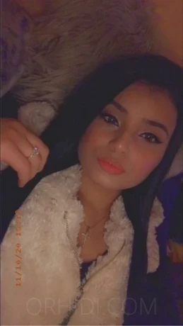 LEILA*SEXY AND HOT*