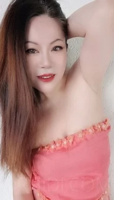 Mimi Body-to-Body-Massage