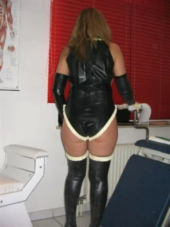 Lady Bizarr - Studio+Gyn.-Stuhl vorh.