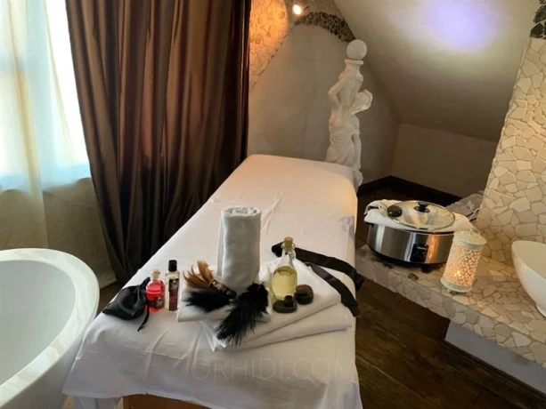 Lea Massage