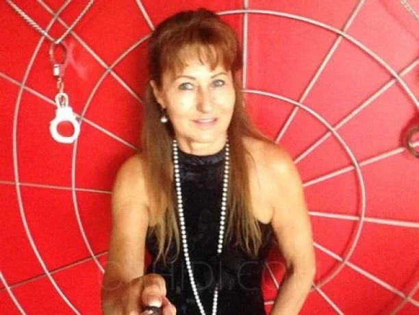 Lady Corinna-