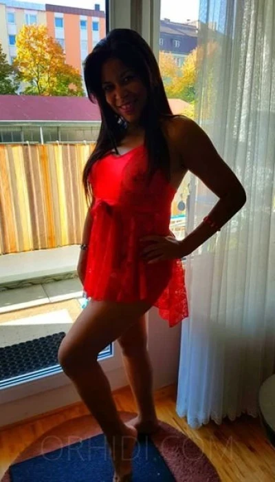 Nicole Latina AV-Königin