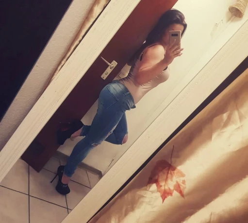 Nicole Aus Lettland