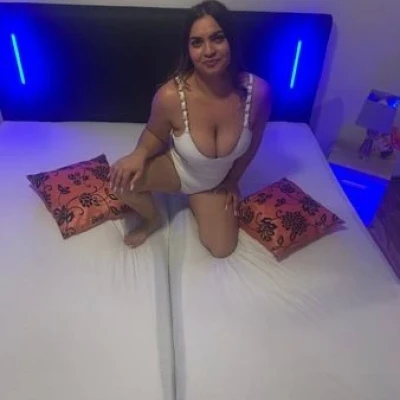 Dana GANZ NEU