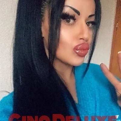 SEXY GINA DELUXE