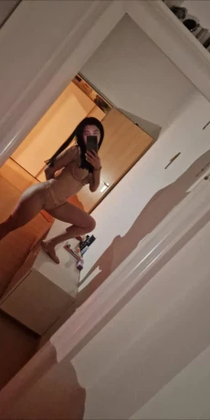 Anita105